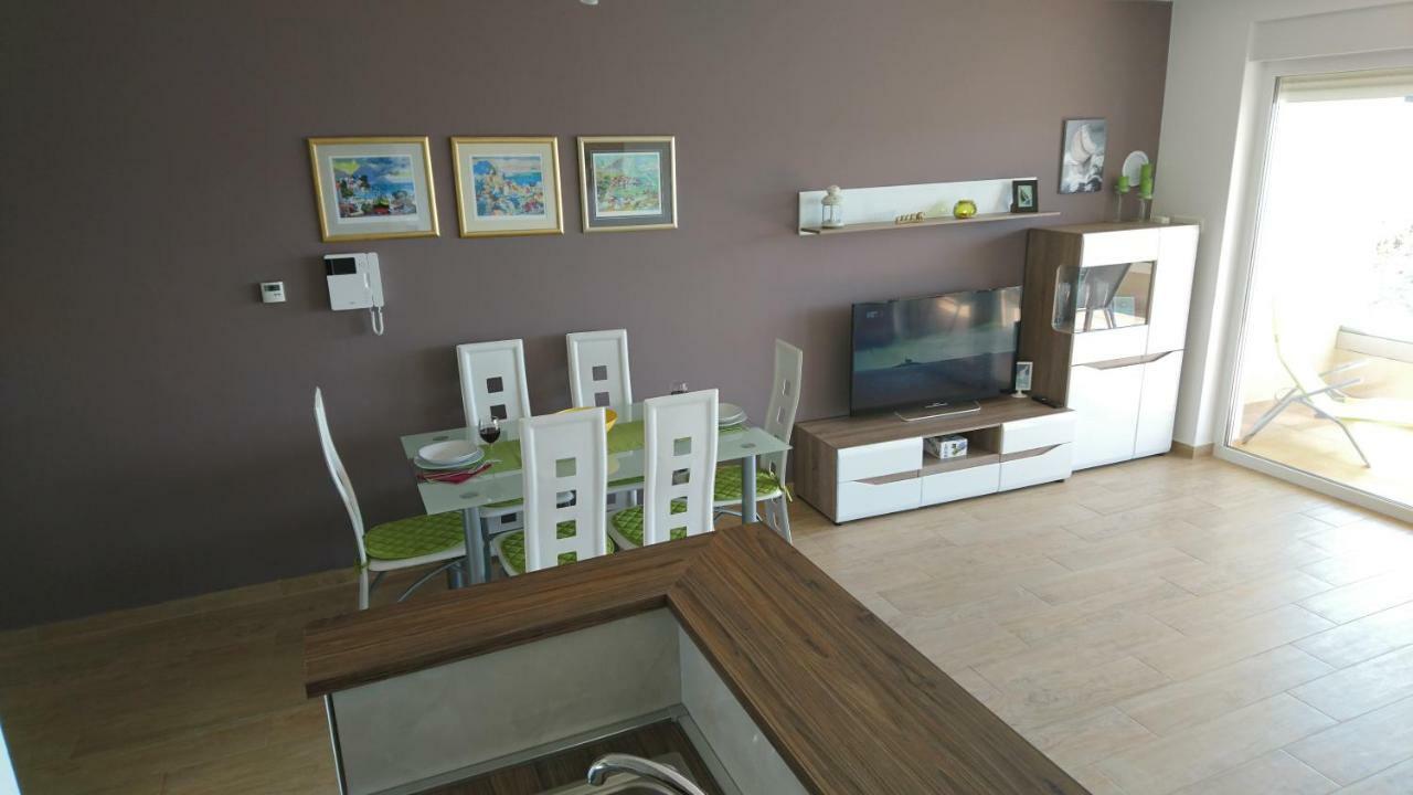 Luxury Apartments Sikiric With Fantastic View On The Sea Bibinje Ngoại thất bức ảnh