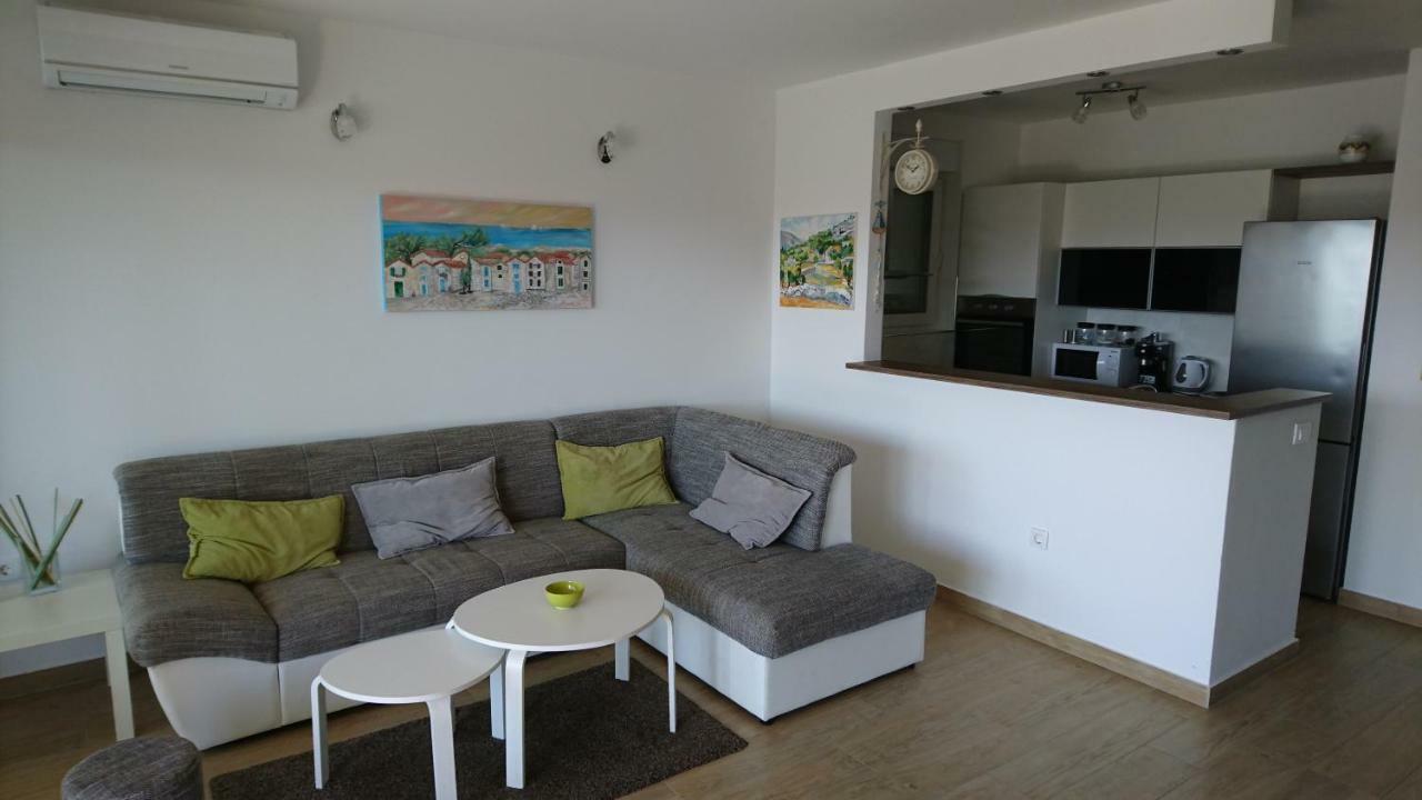 Luxury Apartments Sikiric With Fantastic View On The Sea Bibinje Ngoại thất bức ảnh