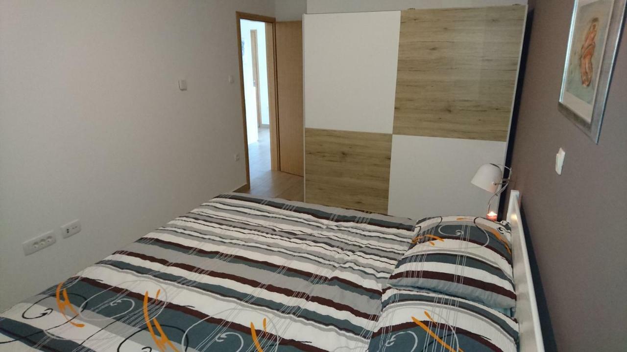 Luxury Apartments Sikiric With Fantastic View On The Sea Bibinje Ngoại thất bức ảnh